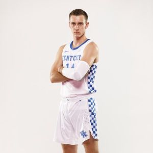 Meet your Posher, Brennan